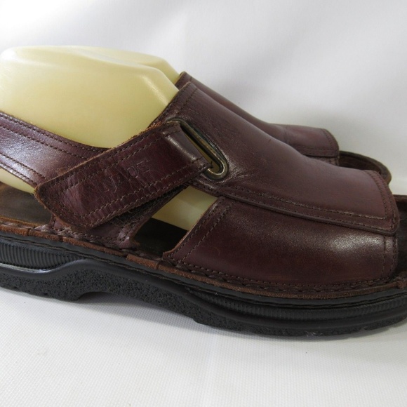 Naot Footwear Size 11 Brown Sandals Mens C1C B30